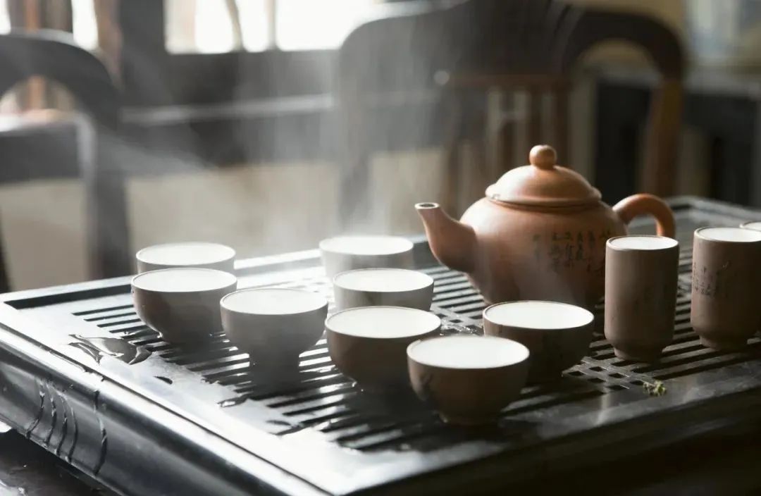 14 Methods of Brewing Poria Tea for Strengthening the Spleen and Generating Fluids, Resolving Dampness, Stopping Diarrhea, and Nourishing Qi
