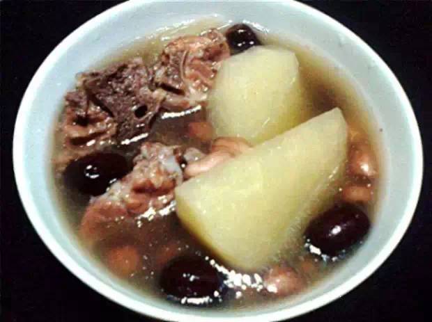 Got Dampness? 20 Recipes for Damp-Removing Soups That Nourish Yin, Tonify Qi and Blood, Support the Lungs, and Strengthen Essence, Suitable for All Ages
