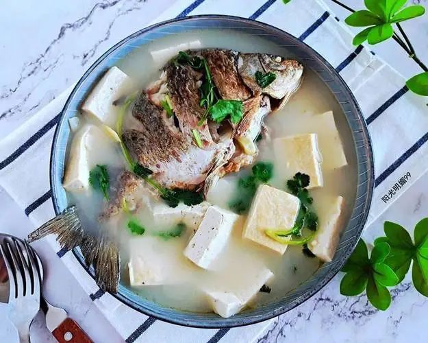 Recommended Summer Medicinal Dishes to Combat Heat: 6 Nourishing Recipes