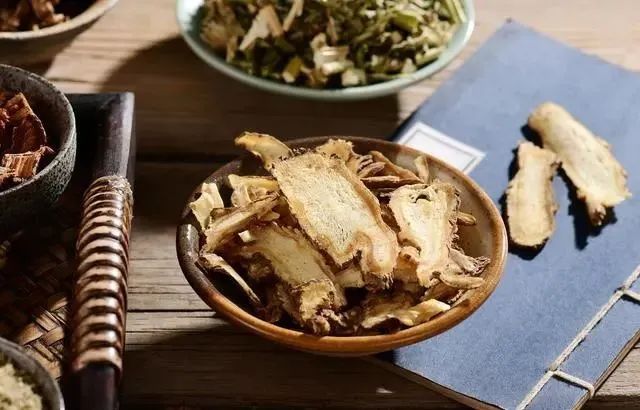 Angelica Sinensis: The 'King of Herbs' and the 'Top Blood Nourishing Herb'!