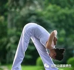 Why Perform Stretching Exercises Before Standing Meditation?