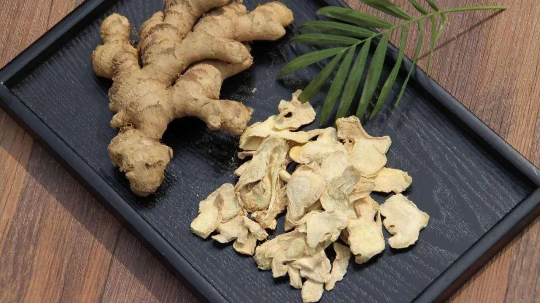 Cold Weather Triggers Stomach Issues: A Formula to Warm the Spleen and Stomach