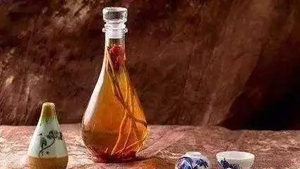 The Efficacy and Contraindications of Danshen (Salvia miltiorrhiza)
