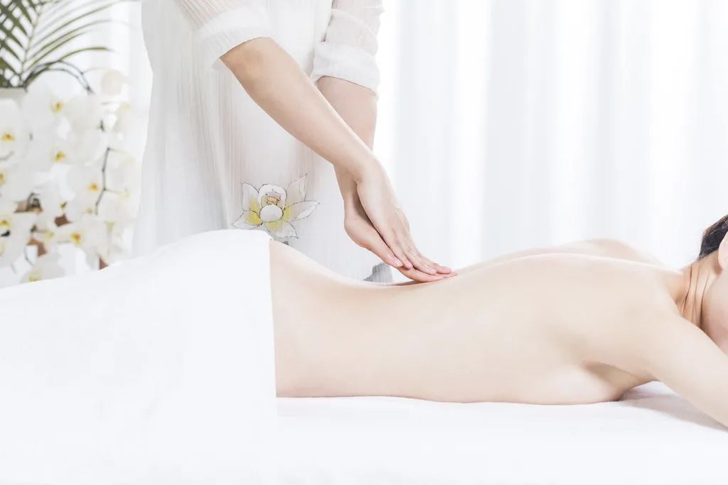 Balancing Yin and Yang: Massage These Four Areas for Smooth Qi and Blood Flow!