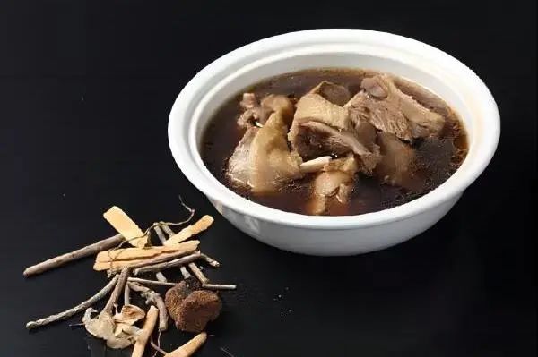 Nourishing the Stomach and Easing Homesickness with Fujian Medicinal Cuisine!