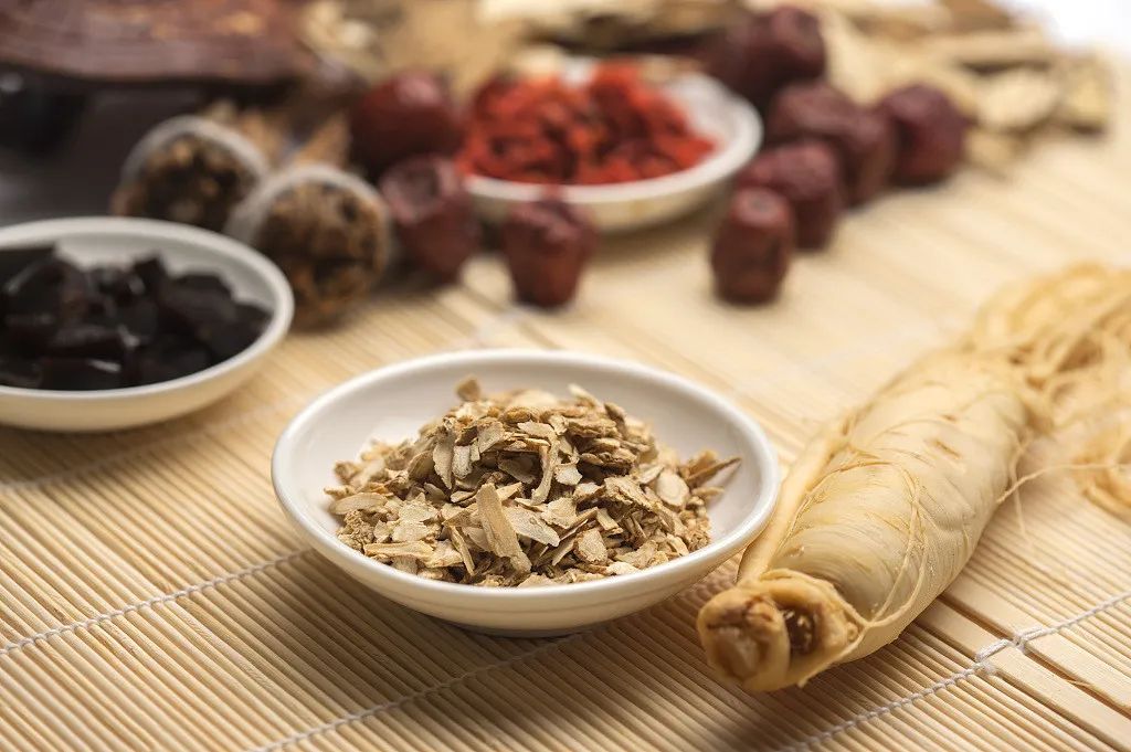 Understanding Chinese Medicinal Herbs: Can Dang Shen Replace Ren Shen?