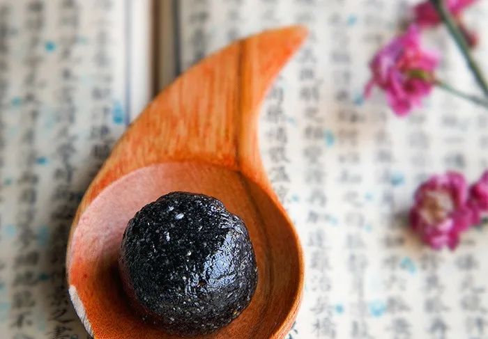 Top 10 Blood-Activating and Stasis-Resolving Chinese Patent Medicines