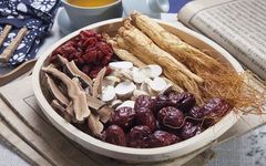 To Live Long, Balance Yin and Yang! (Including Sixteen Methods to Nourish Yin and Yang)