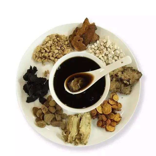 Qi-Boosting and Spleen-Nourishing Health Soup