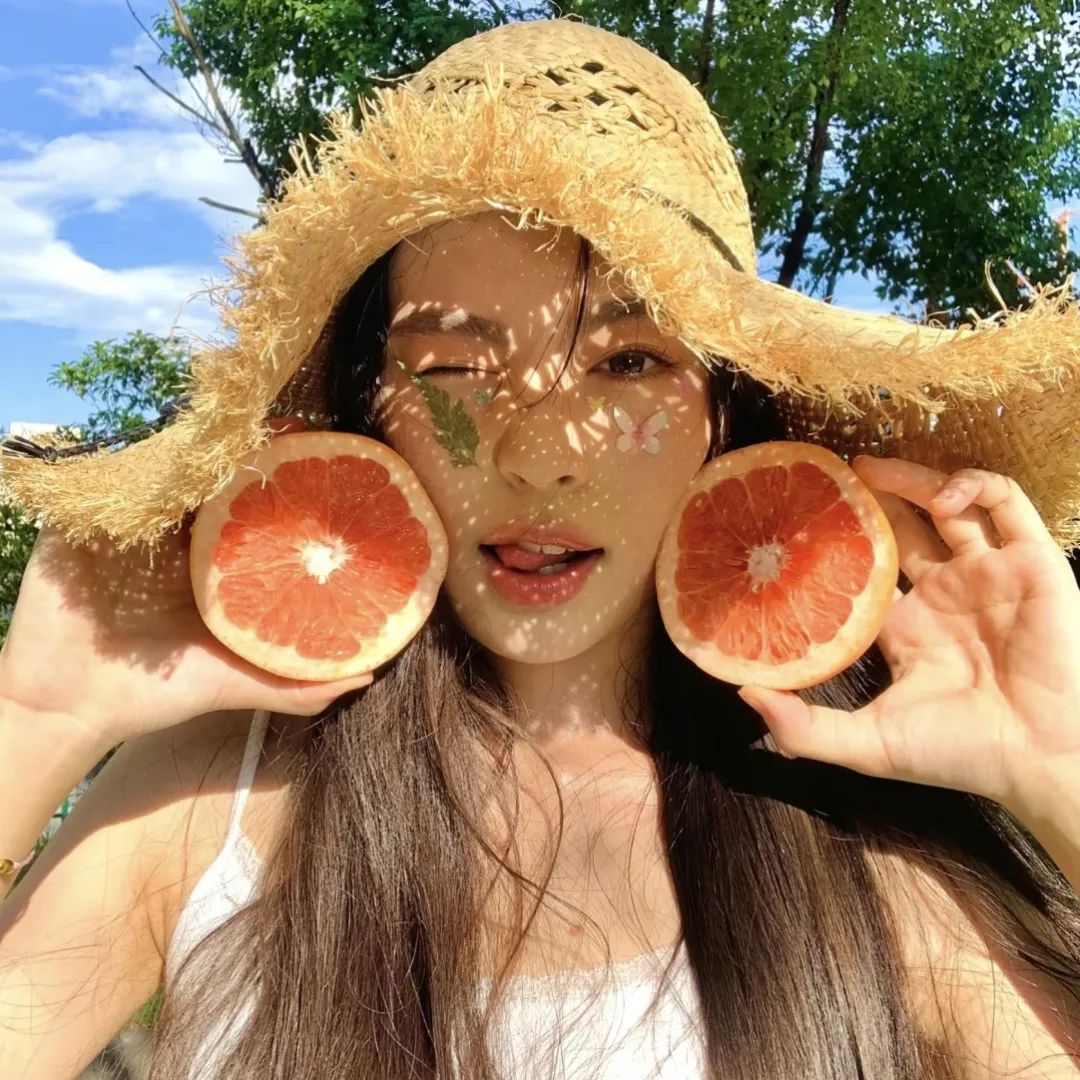 Summer Memories of Straw Hats and Damp Heat