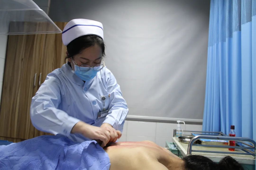 Traditional Chinese Medicine Therapy | 'Gua Sha' for Better Health!