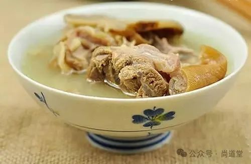 Ancient Wisdom of Traditional Chinese Medicine: The Perfect Pairing of Cinnamon to Nourish Yang Qi