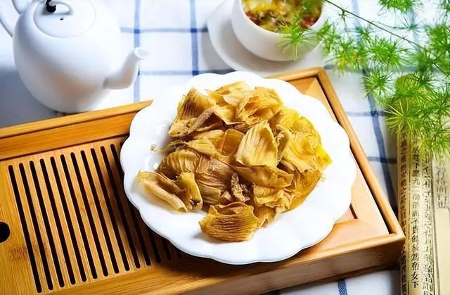 Understanding Hot and Cold Foods in TCM: A Comprehensive Guide