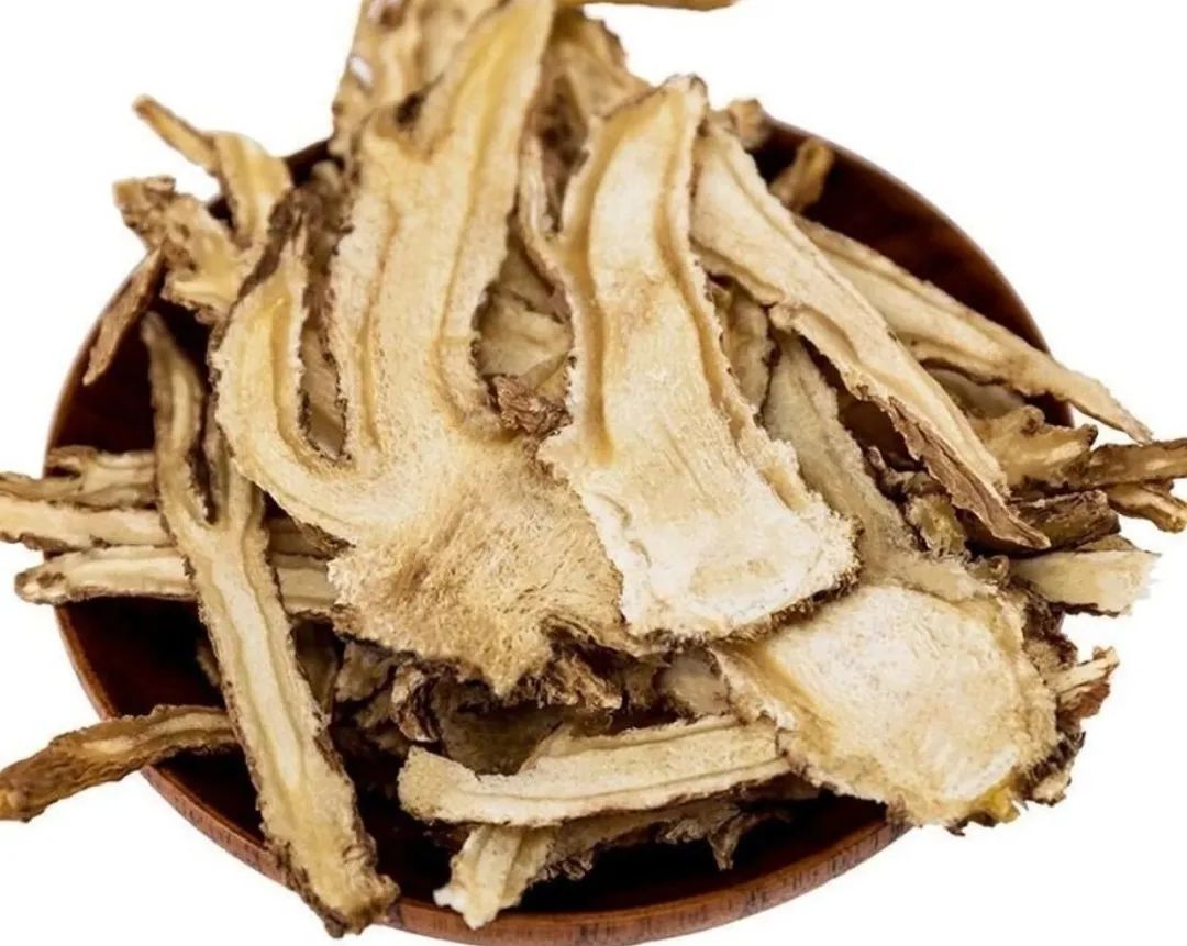 Five Warming Recipes with Angelica for Menstrual Relief and Improved Complexion: A Must-Have for Women!