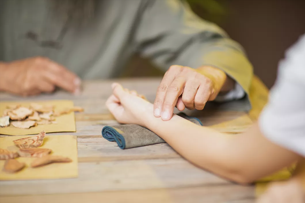 Effective TCM Health Preservation Techniques: Five Methods to Improve Suboptimal Health