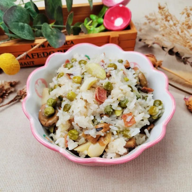 Delicious Summer Rice: A Bowl to Nourish Qi and Strengthen the Spleen and Stomach for Lixia