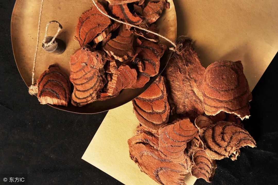 8 Recommended Chinese Herbs for Activating Blood Circulation and Resolving Stasis