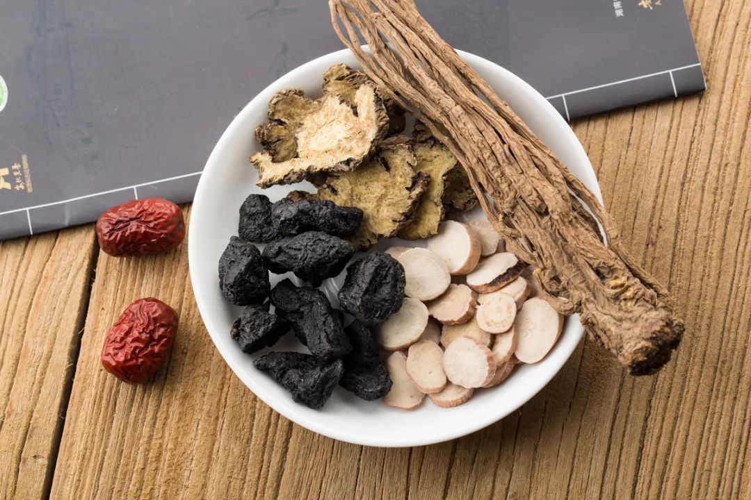 What to Eat for Blood and Qi Deficiency: 10 Recommended Recipes for Nourishing Qi and Blood