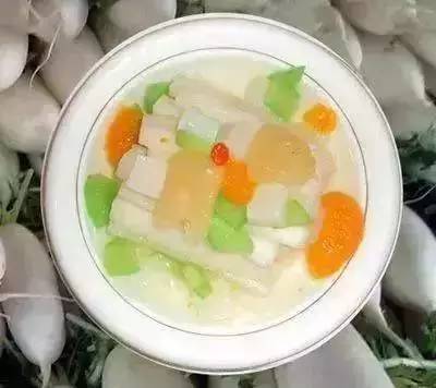 11 Dietary Remedies for Soothing Throat and Cough Relief