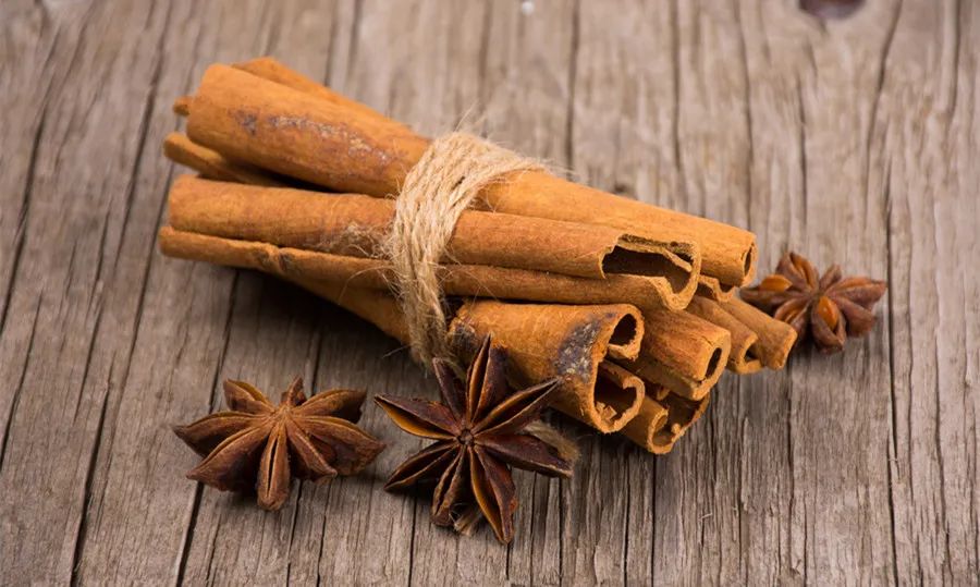 Warming the Spleen and Stomach, Nourishing Yang Qi: Four Cinnamon Dietary Remedies
