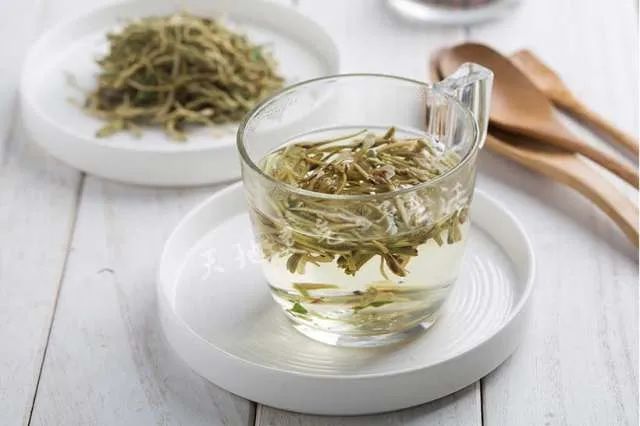 The Efficacy and Uses of Honeysuckle: Proper Methods for Brewing Honeysuckle Tea