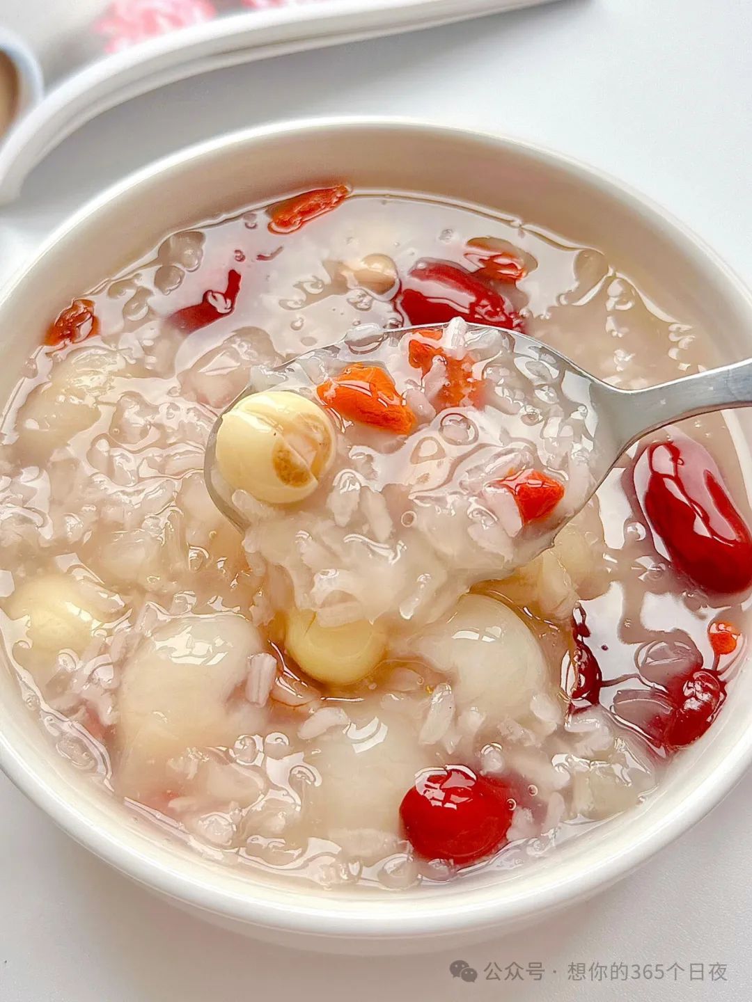 Longan and Its Benefits: Sleep Soundly and Nourish Qi and Blood for a Radiant Complexion