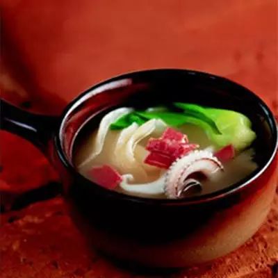 12 Nourishing Medicinal Soups: Incorporating Herbs into Your Meals for Health!