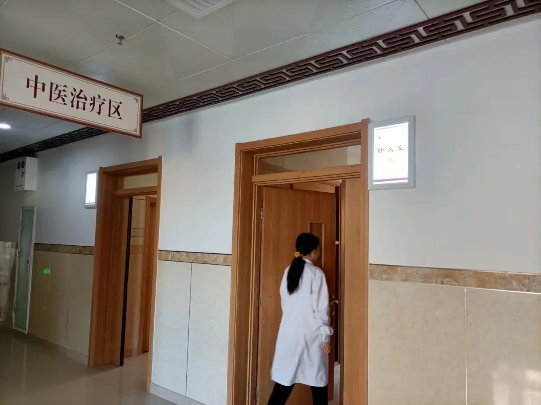 Traditional Chinese Medicine Therapy: Bloodletting Therapy