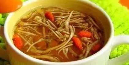 What Are the Benefits of Drinking Honeysuckle Tea? Key Points to Know to Avoid Misuse