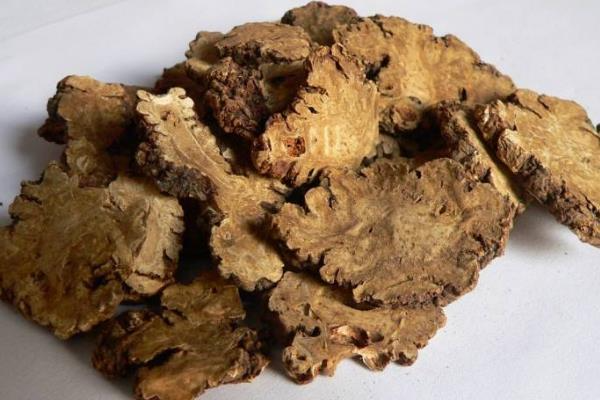 The Efficacy and Usage of Chuanxiong (Ligusticum chuanxiong)