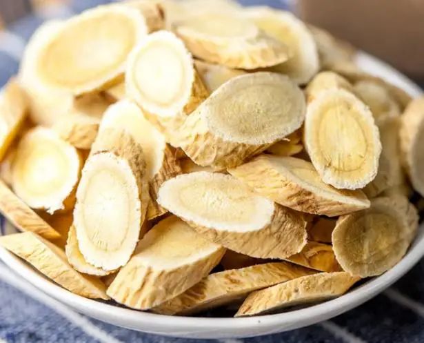 Boosting Qi with Astragalus: Doctors Recommend 5 Herbal Combinations for Better Results