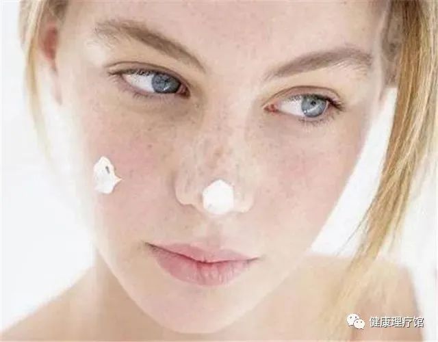 Blood Stasis: Manifesting as Spots on the Face and Illness in the Body! Eight Major Symptoms of Blood Stasis and the Importance of Meridian Unblocking for Health