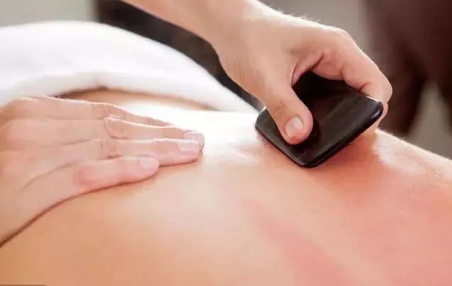 Chen Xuedong Shares His Gua Sha Experience: Experts Warn Against Incorrect Techniques That May Harm Kidney Function!