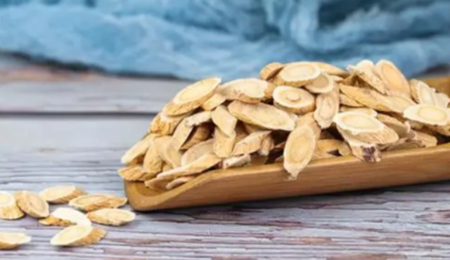 The "Golden Partner" of Danshen: Regular Consumption May Promote Blood Circulation and Dissolve Thrombus, Unclog Blood Vessels