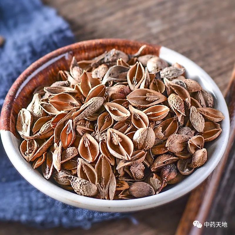 Clearing Heat and Detoxifying Herbs