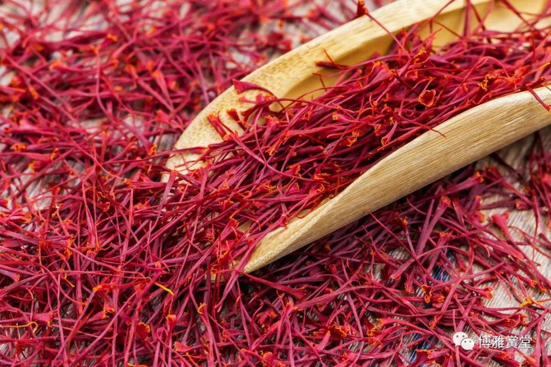 The Role of Honghua (Safflower) in Gynecology: Promoting Blood Circulation and Resolving Stasis