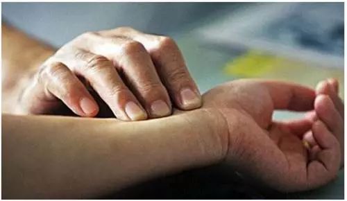 The Precision of Pulse Diagnosis in Traditional Chinese Medicine: Secrets Revealed!
