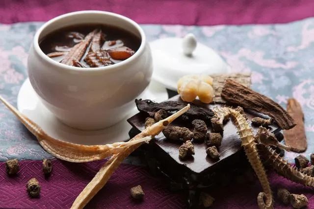 Traditional Chinese Medicine: "Integrating Medicine into Food"! The Therapeutic Effects of Medicinal Cuisine and Key Considerations for Proper Consumption