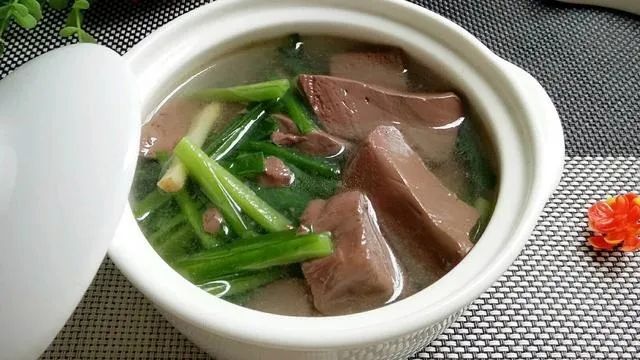 Rain Water: 4 Medicinal Dietary Recipes for Soothe Liver Qi and Nourish Spleen and Stomach