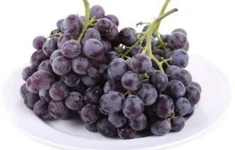 Health Preservation Through Diet: The Wonders of Grapes in Traditional Chinese Medicine