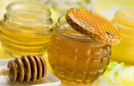 The "Golden Partner" of Danshen: Regular Consumption May Promote Blood Circulation and Dissolve Thrombus, Unclog Blood Vessels