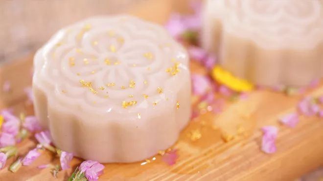 One Gram of Poria: A Powerful Tool for Promoting Diuresis, Reducing Edema, and Strengthening the Spleen, with 6 Poria Recipes