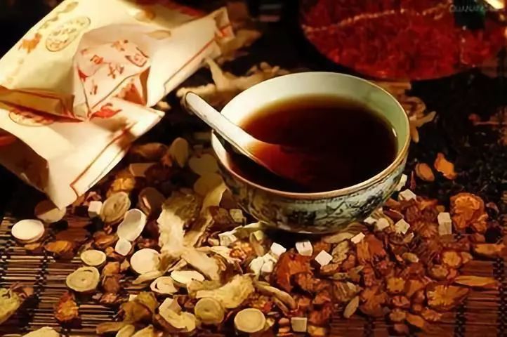 To Achieve Longevity, Balance Yin and Yang! (Including Sixteen Methods for Nourishing Yin and Yang)
