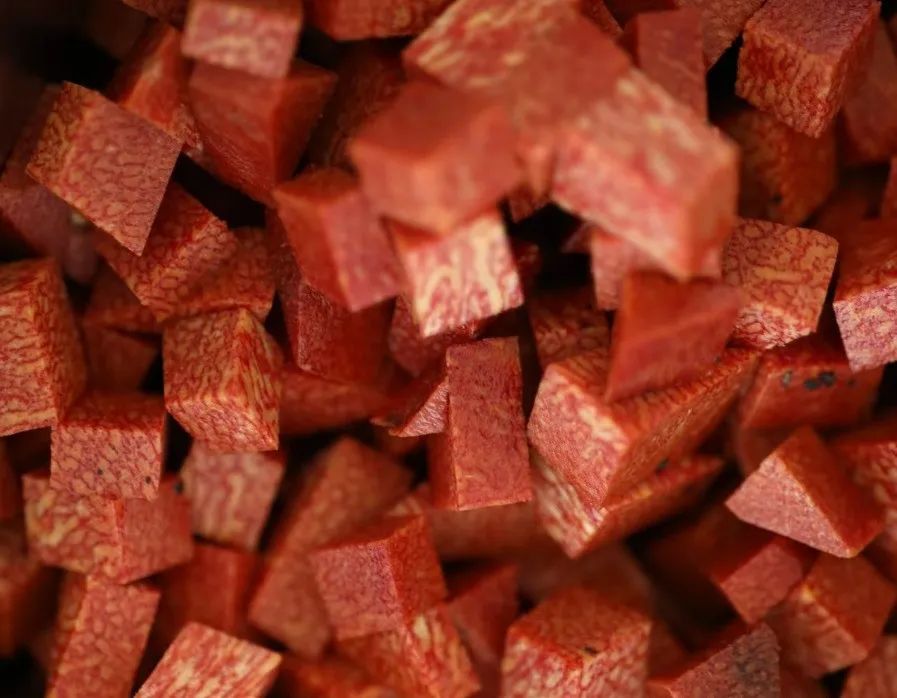 Resolving Colitis with a Traditional Chinese Medicine Formula for Clearing Heat, Detoxifying, and Cooling Blood