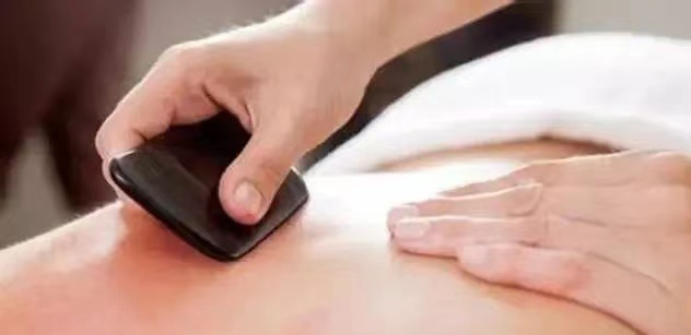 The Benefits and Precautions of Back Gua Sha: What You Should Know