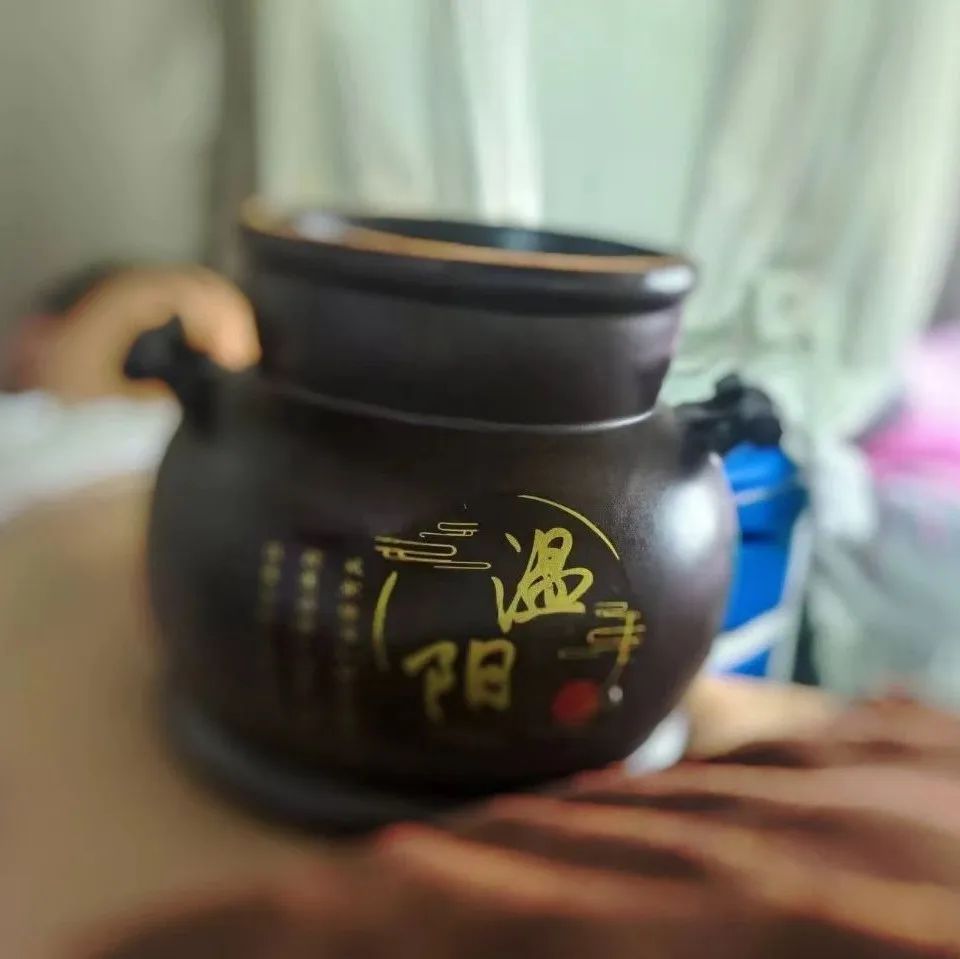 Traditional Chinese Medicine Nursing Technique: Warming Yang Cupping for a Rejuvenating Yang Spa Experience