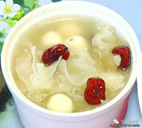 Seven Stews to Nourish Women's Qi and Blood