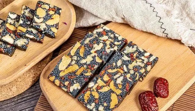 Food Therapy Over Medicinal Supplements: 12 Health Foods You Should Know