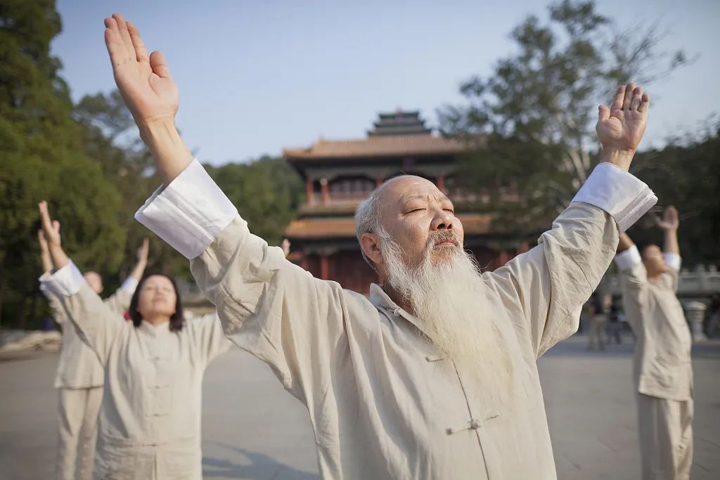 The Huangdi Neijing: The Path to Health Lies in Balance!