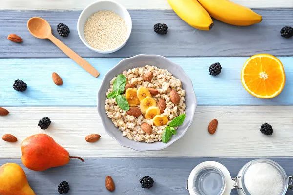 Dietary Arrangements for Individuals with Spleen and Stomach Deficiency in Spring: A Three-Meal Guide (Includes Dietary List)